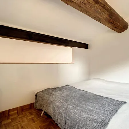 Pygmalion Apartment Avignon